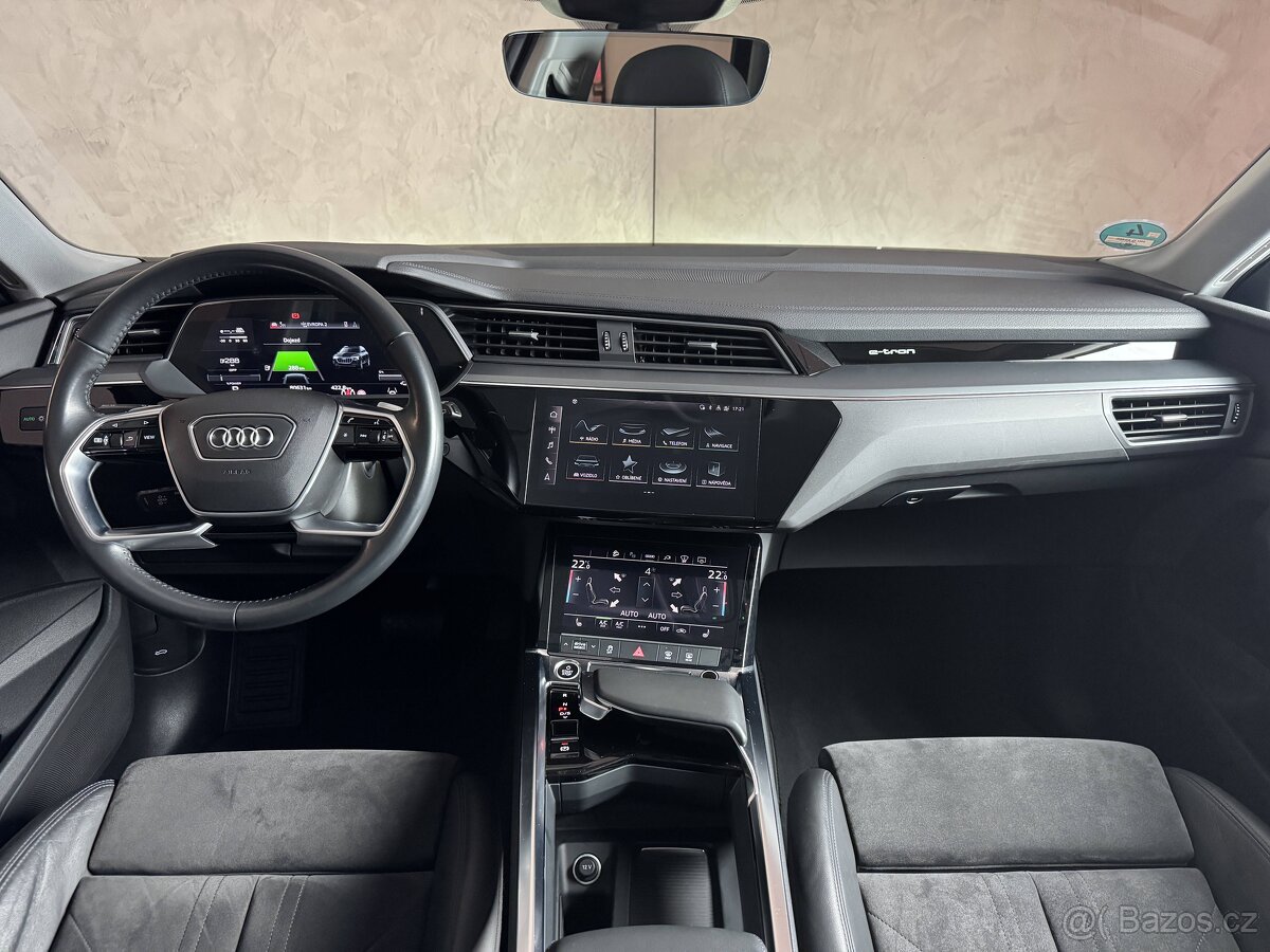 Audi e-tron 300kW S-Line Night Vision - 7