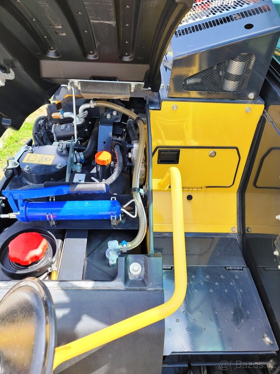 minibagr Yanmar VIO 80-1A - dělené rameno - 7