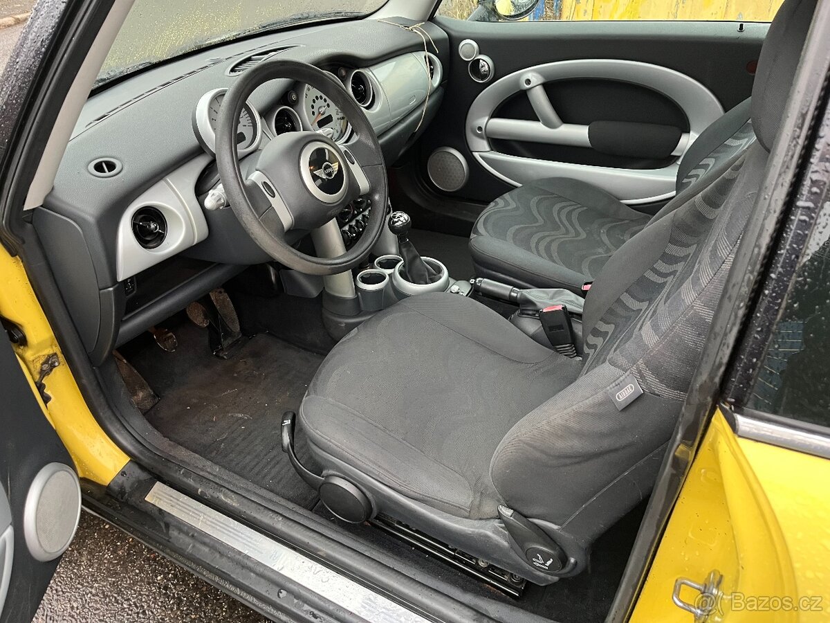 Mini Cooper 1.6 85 kW PANORAMA STŘECHA - 7
