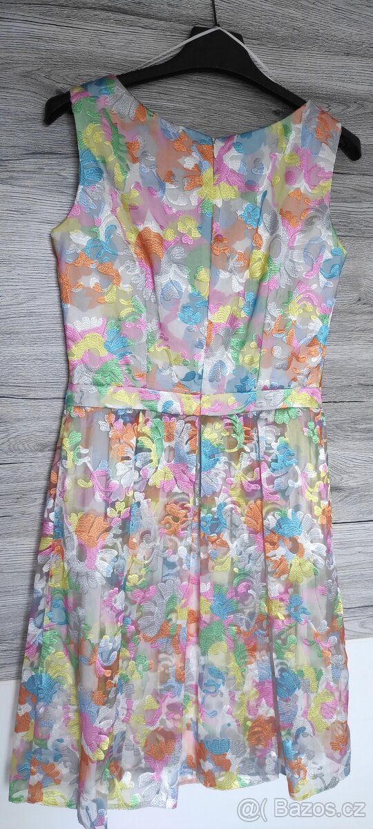 Elegantní květinové šaty – nové s visačkou (velikost 38) - 7