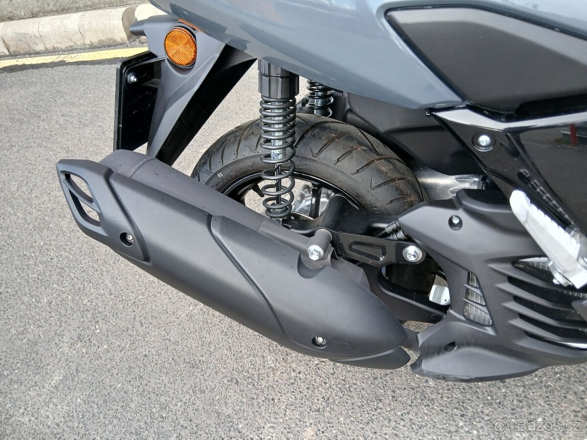 Yamaha NMax 125 (2024/678km) - 7