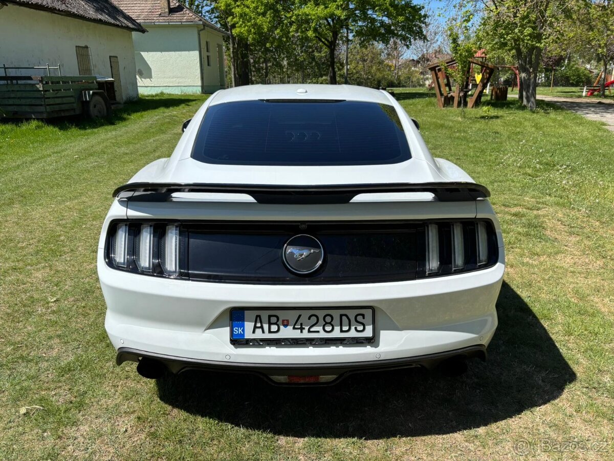 Ford Mustang 2.3 EcoBoost - 7