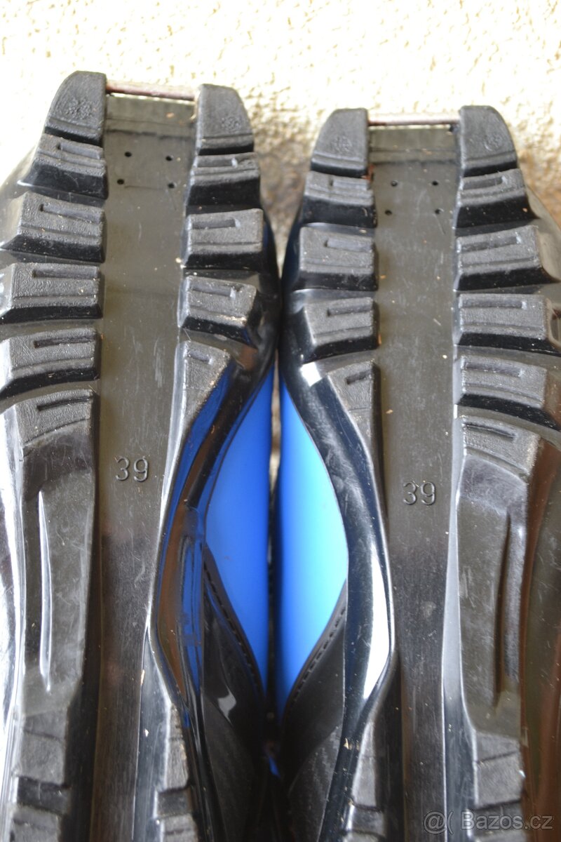 běžky 170 cm se šupinami boty EU 39 hole 150cm - 7