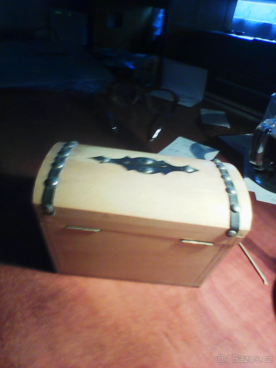 PRODÁM DŘEVĚNÉ RÁMEČKY, POUZDRO NA CIGARETY, - 7