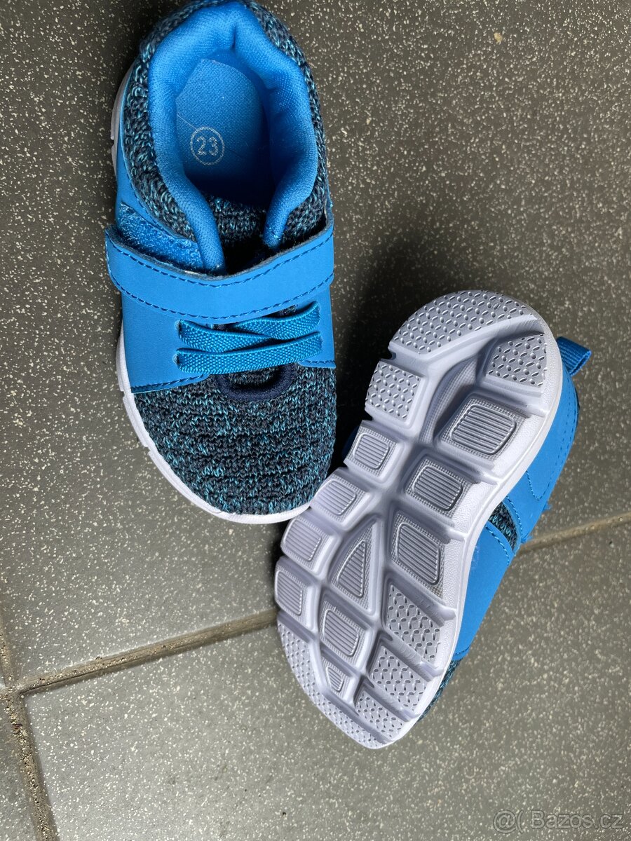 PRODÁM TENISKY, MODRÉ, VELIKOST 23, JAKO NOVÉ - 7