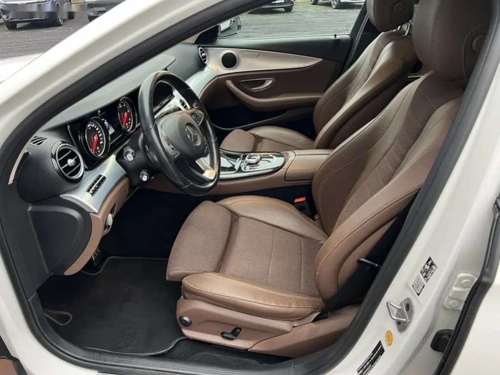 Mercedes-Benz Třídy E, E 220D 4MATIC ALL TERRAIN - 7