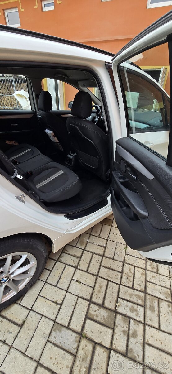 BMW 216D GRAN TOURER F46 - 7