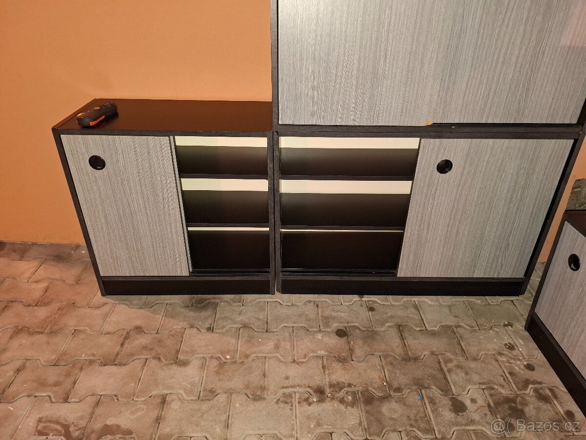 Nábytek do předsíně - 7