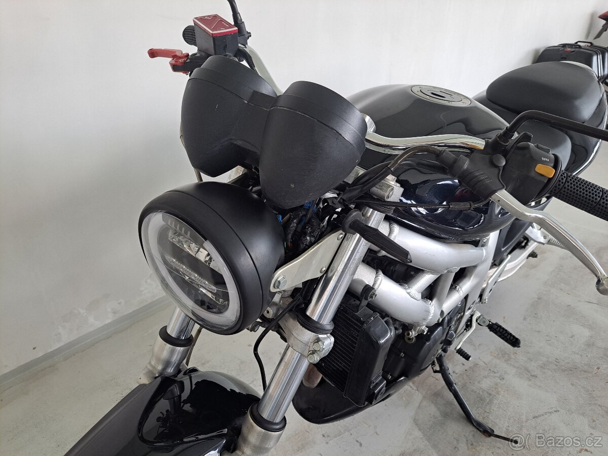 Suzuki SV650 - 7