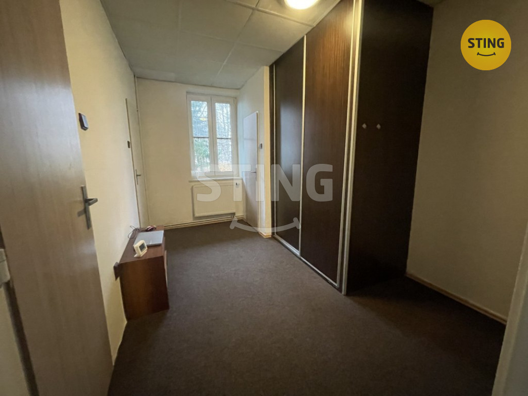 Pronájem bytu 1+1, 50 m2 se zahradou, ulice Poděbrad, 134118 - 7