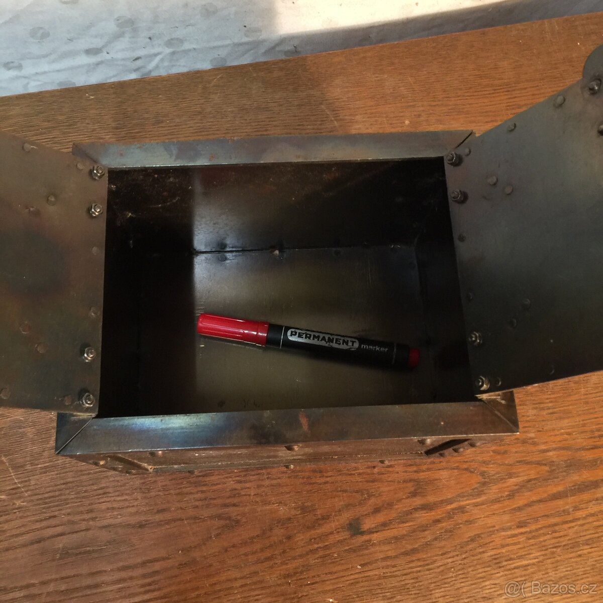 kovaná skříňka trezor pokladna poklad kovová truhla - 7