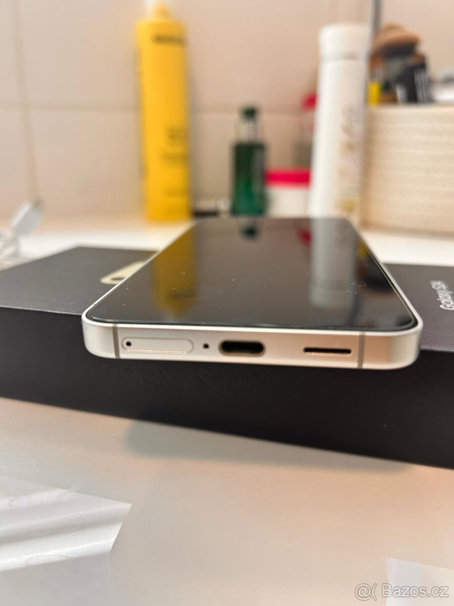 Samsung Galaxy S24 (S921B), 8GB/128GB, žlutá - 7