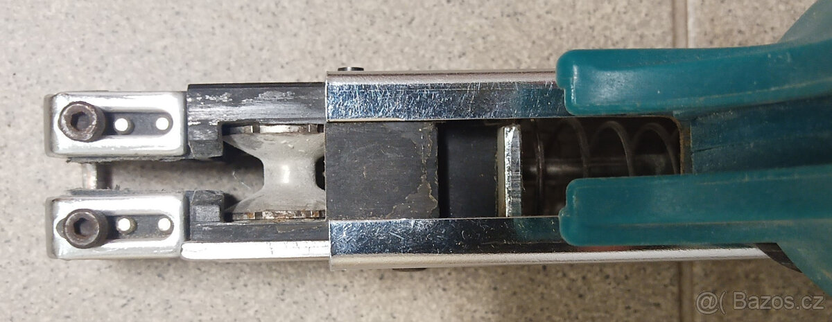 Makita 6831D AKU 12V šroubovák na sádrokarton páskované šr. - 7