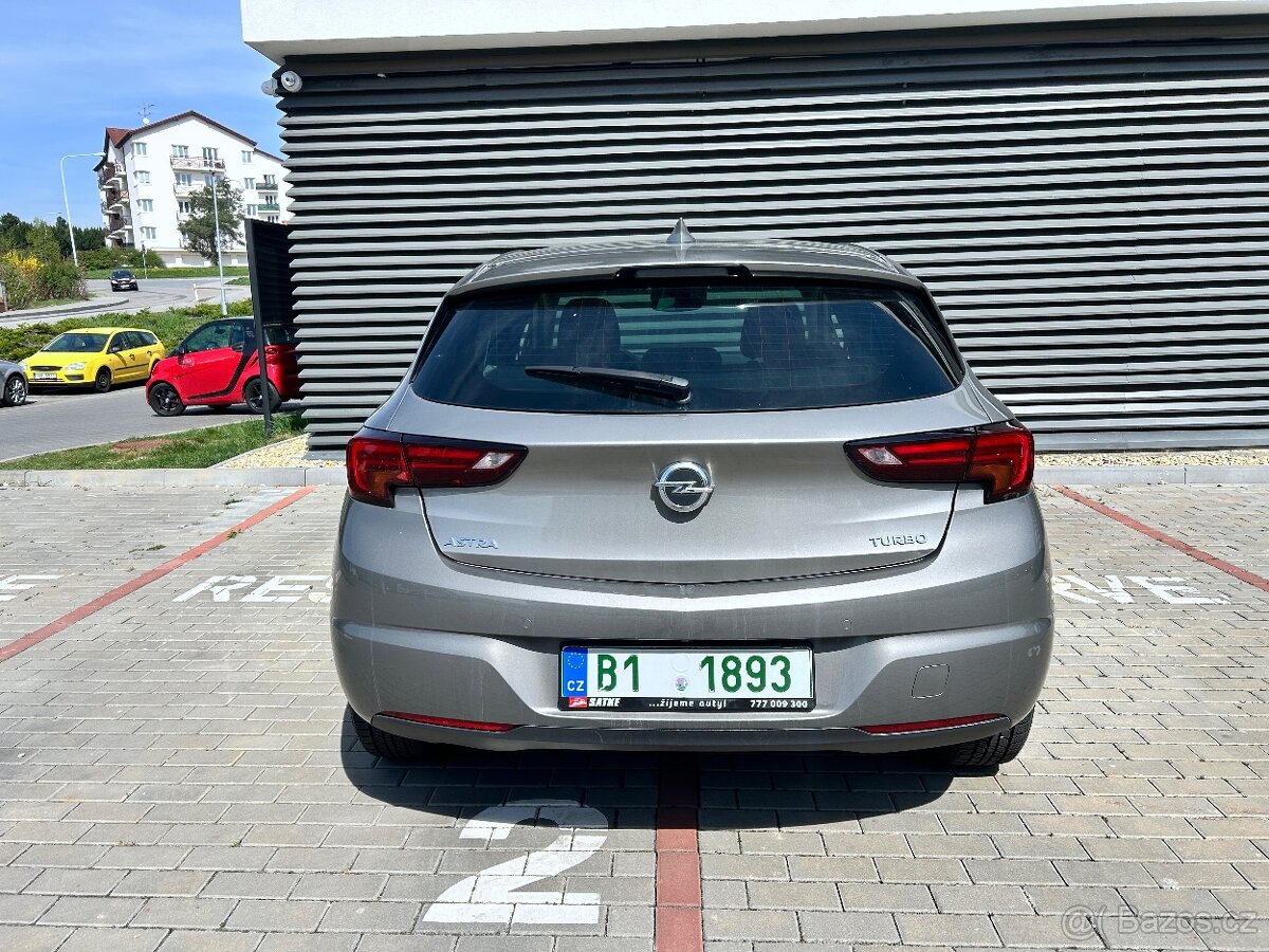 Opel Astra K hatchback, 2017, najeto 125.885 km, šedá - 7