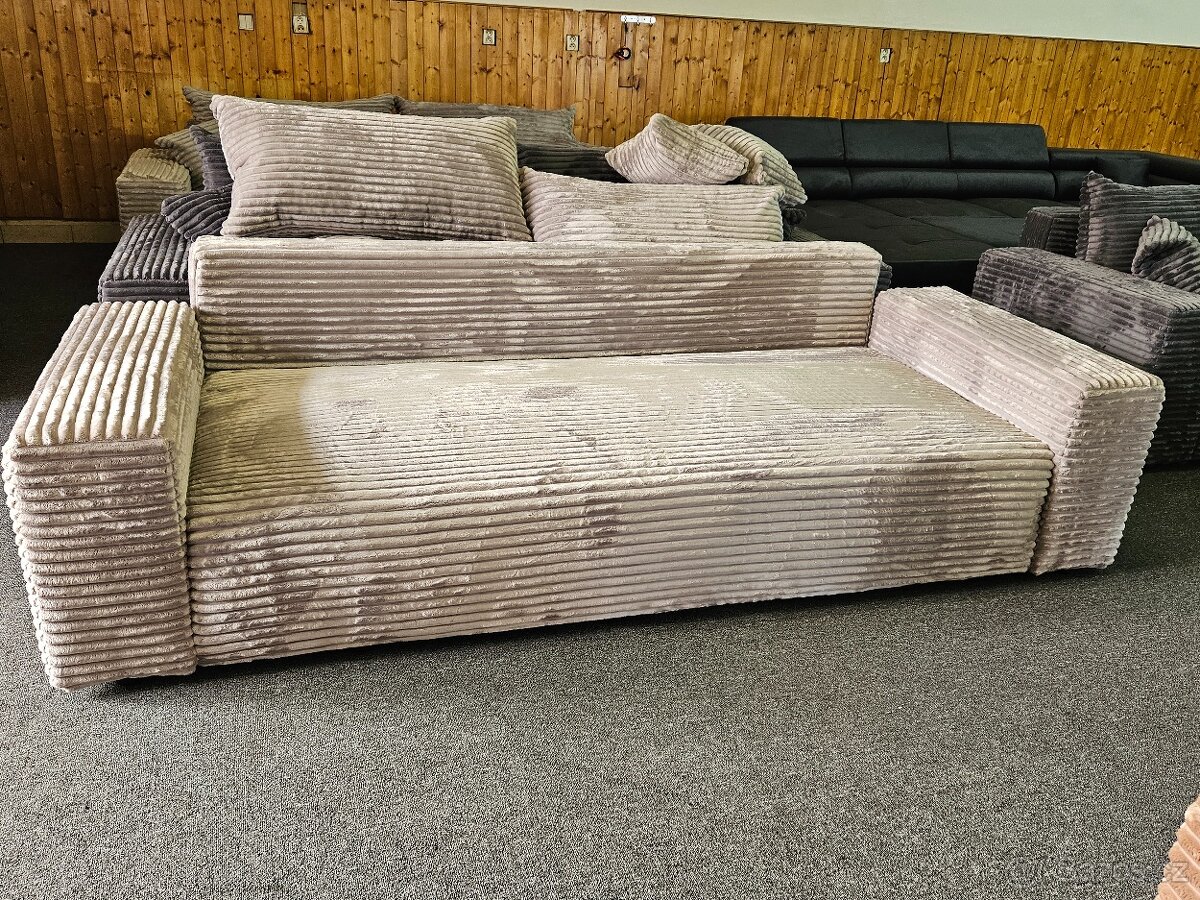 GAUČÍK ROZKLÁDACÍ - 7