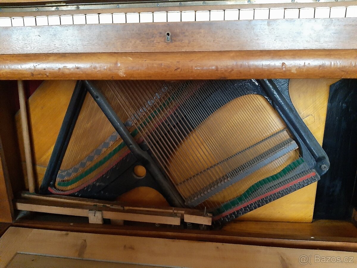 Pianino starožitné - 7