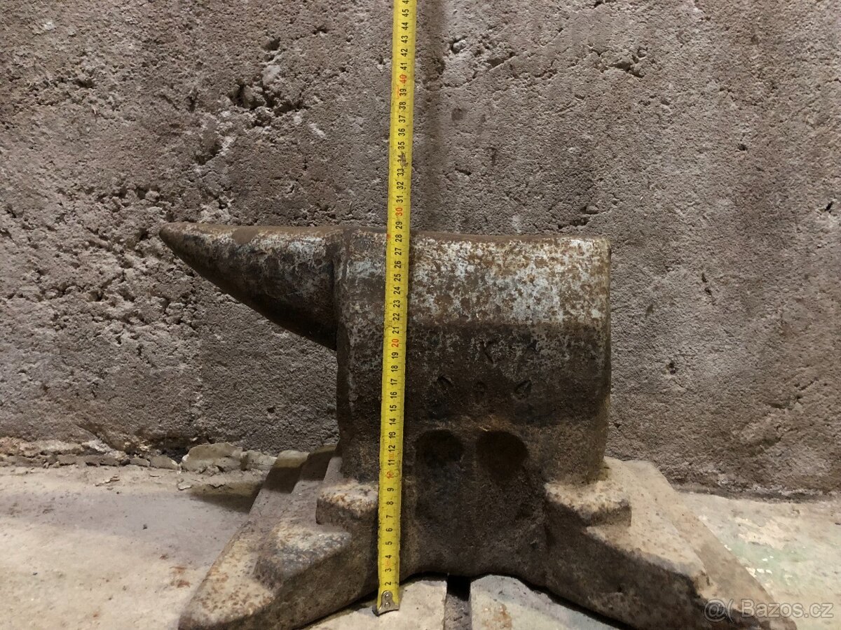 Kovářská kovadlina - 7