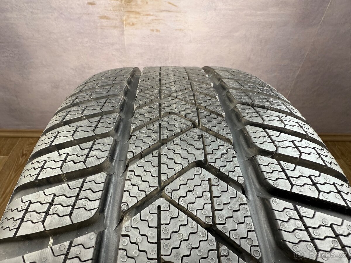 Originál zimní R19 kola Volvo XC40 / V90 Cross Country - 7