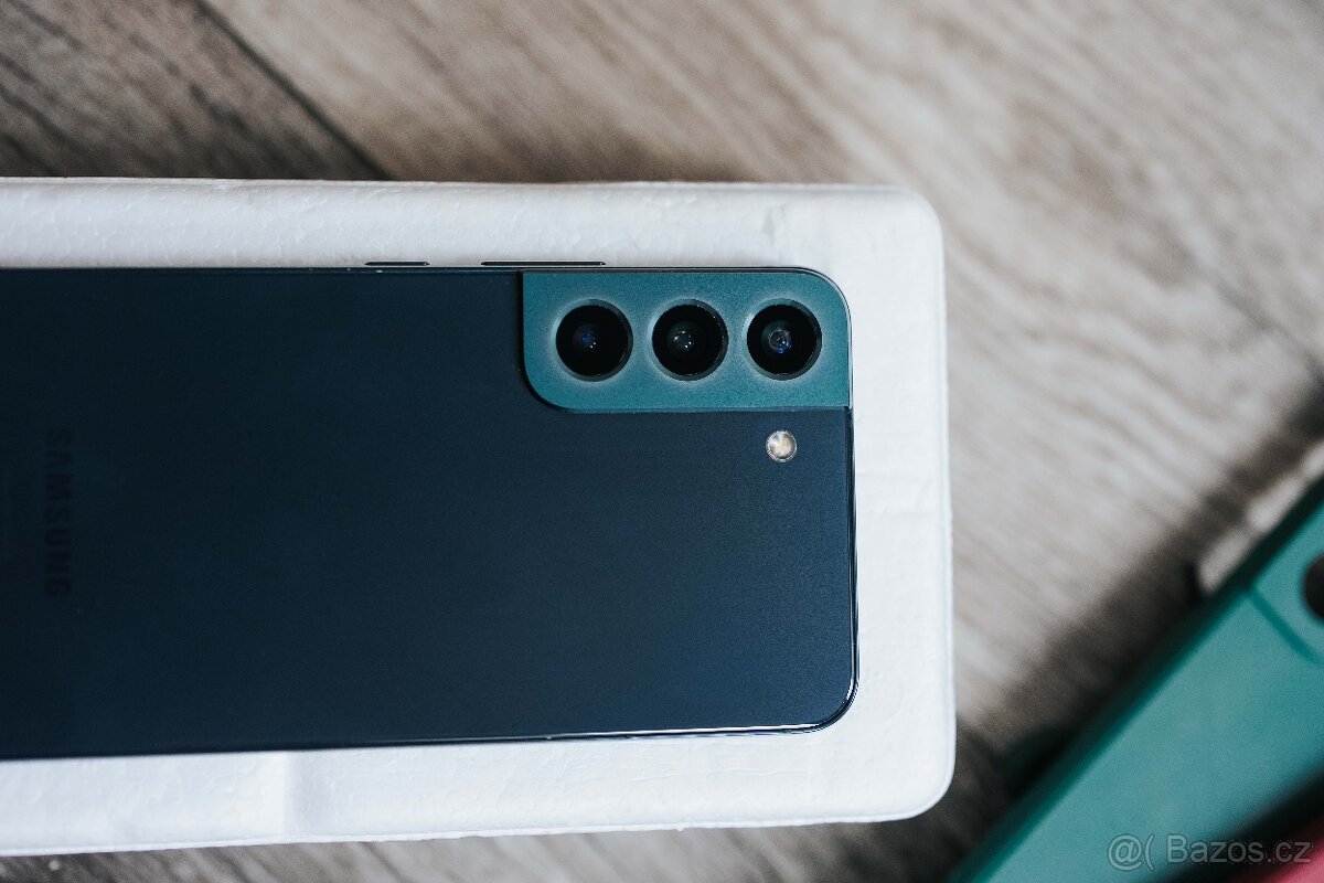 Samsung Galaxy S22 256GB - 7