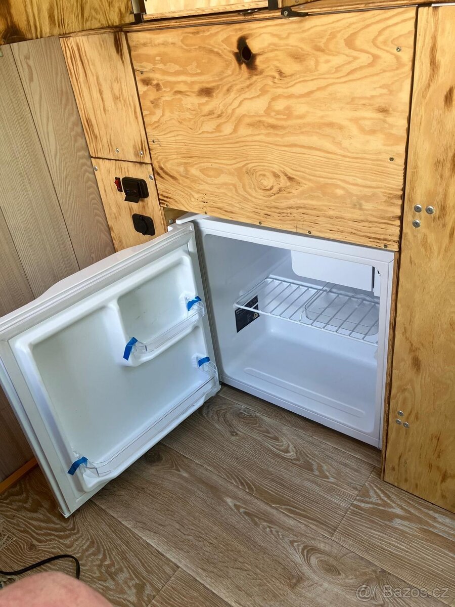 Multifunkční nezávislý karavan, přívěs Tanatech - 7