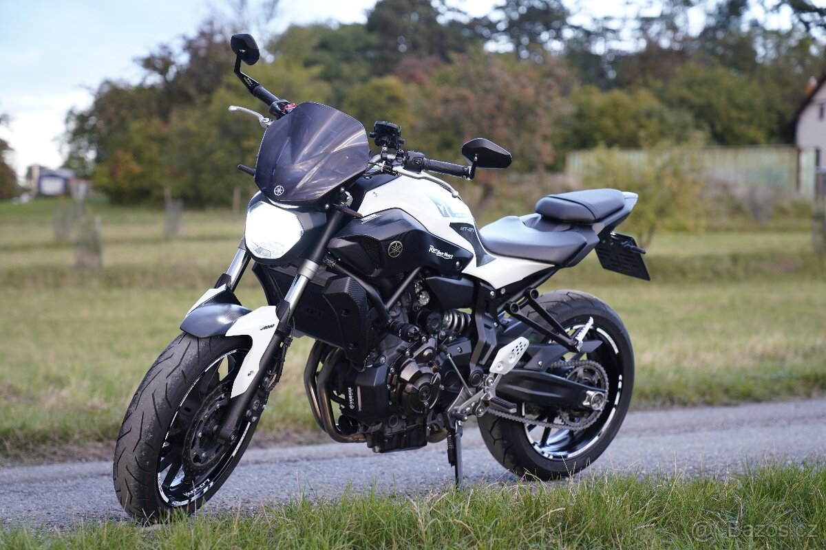 Yamaha MT-07 (2017) - 7