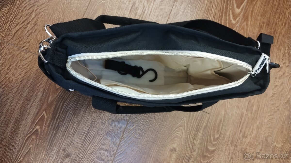 Rostoucí nosítko Moisha Grow + věci zdarma - 7