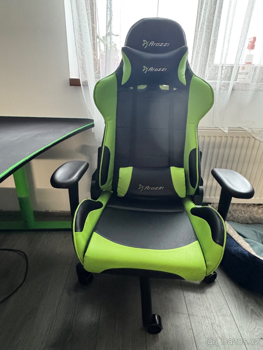 Herní PC stůl + židle černo-zelená Arrozi - 7