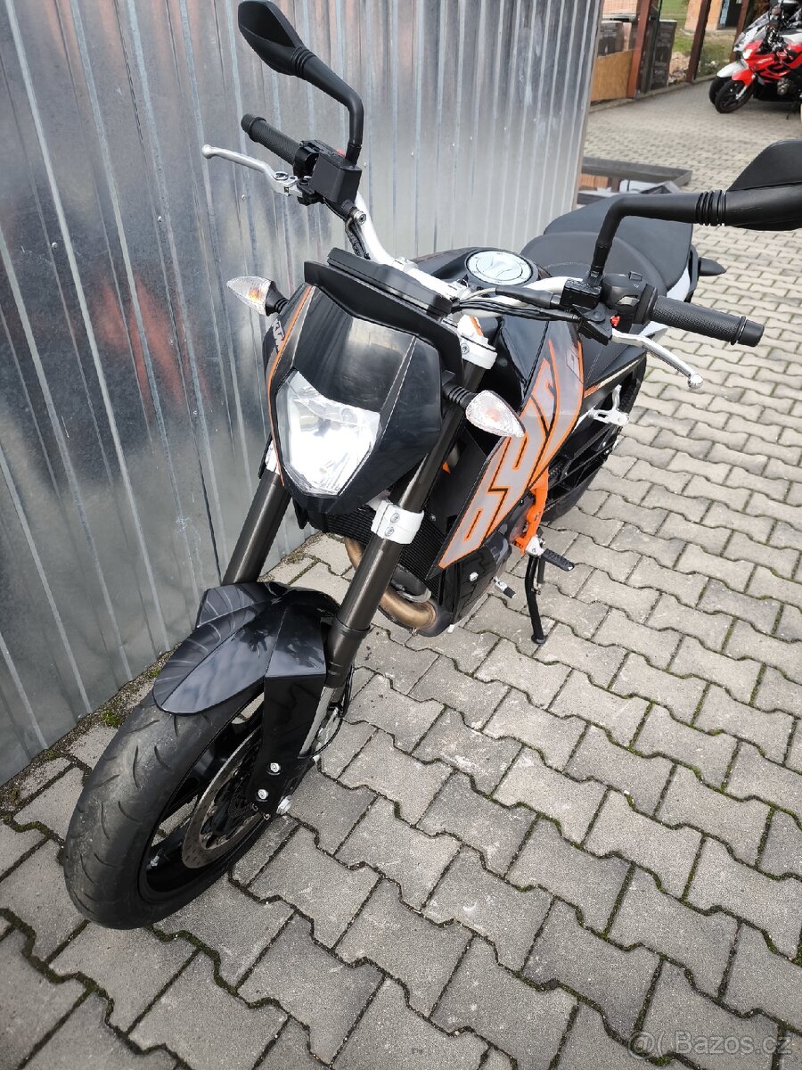KTM 690 Duke - 7