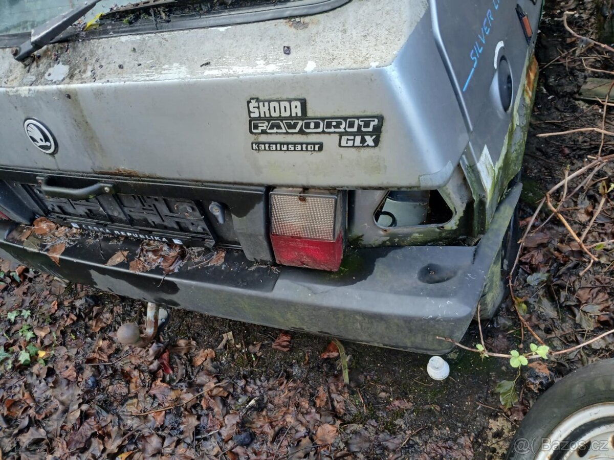 2x Skoda favorit - 7