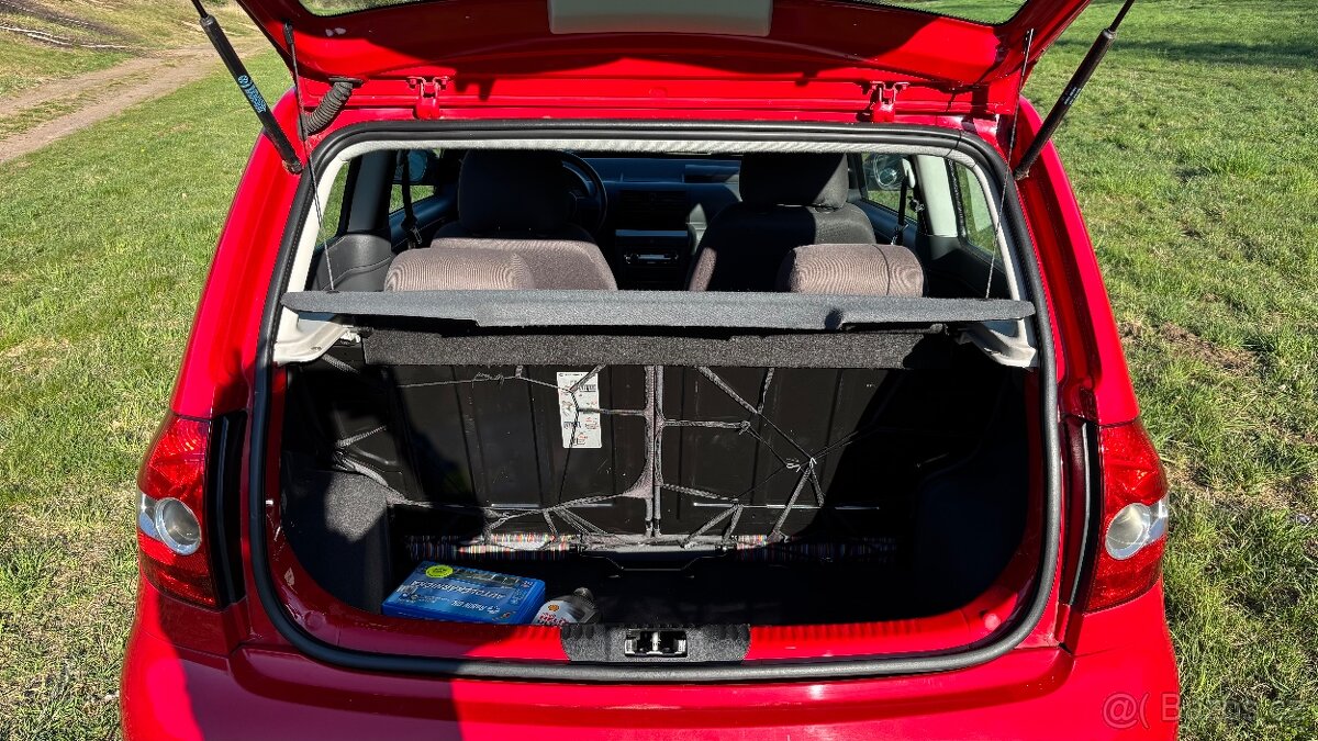 Volkswagen Fox hatchback - 7