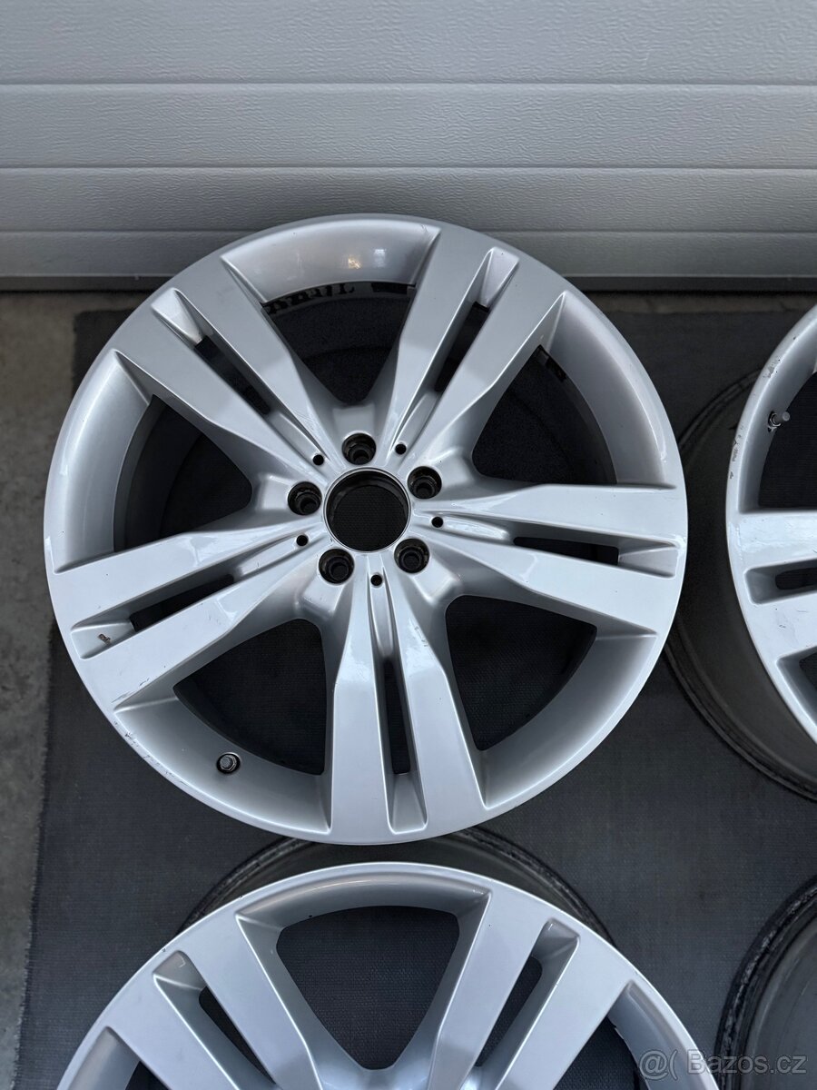 ORIGINÁLNÍ ALU KOLA MERCEDES R20 - 7