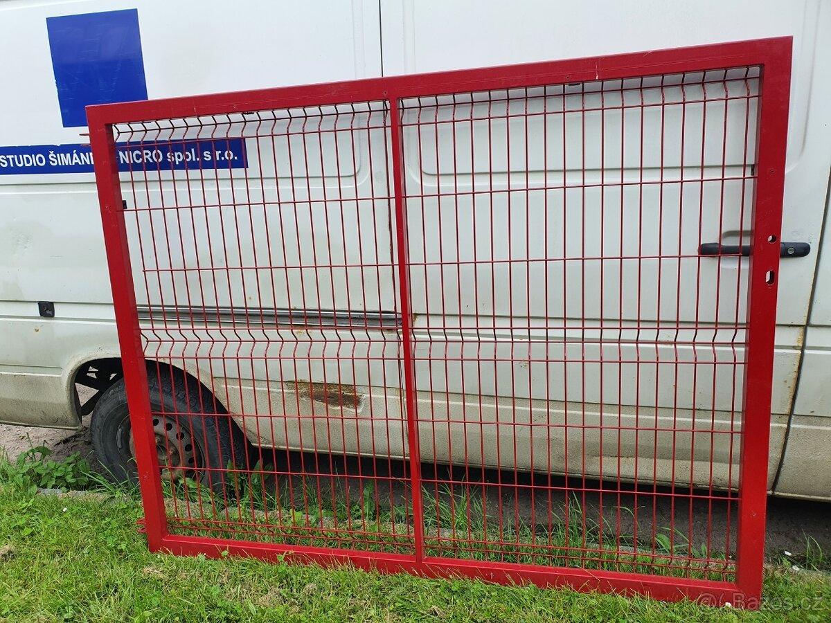 nová plotová brána branka - 7