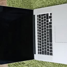 Macbook Pro 15 Mid 2015 - 7