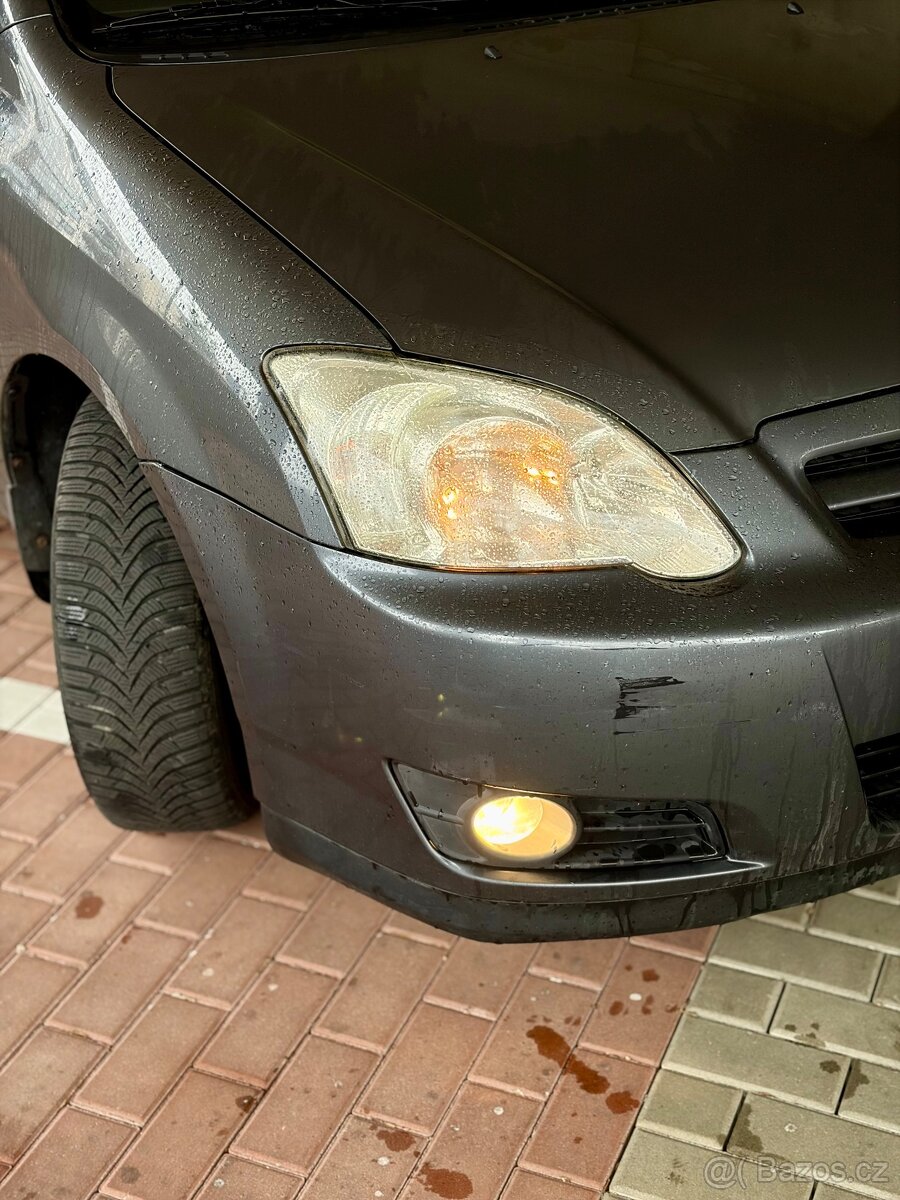 Toyota Corolla Hatchback 1.6 81 kW (2006) E12 - 7