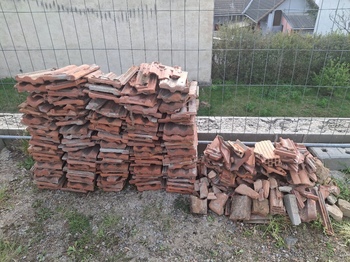 Střešní tašky ZDARMA za odvoz - 7