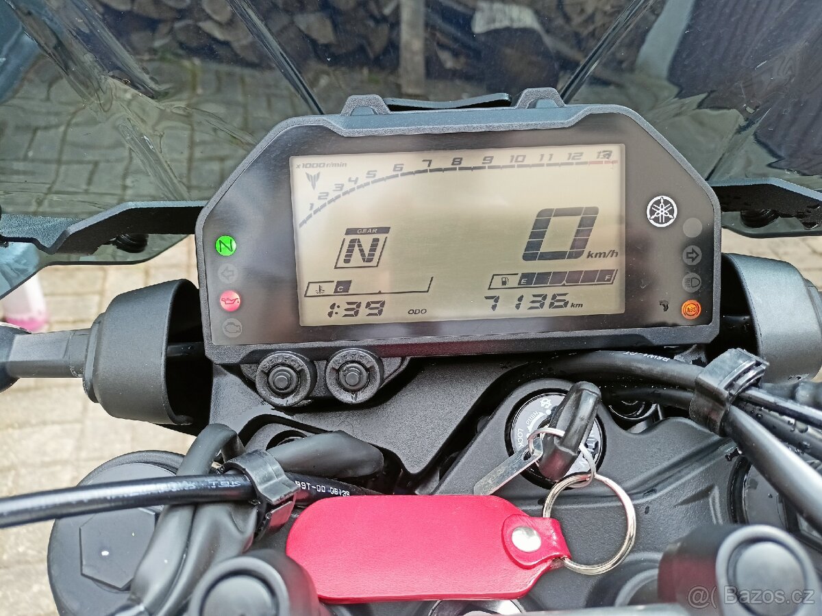 Yamaha MT-03 - 7