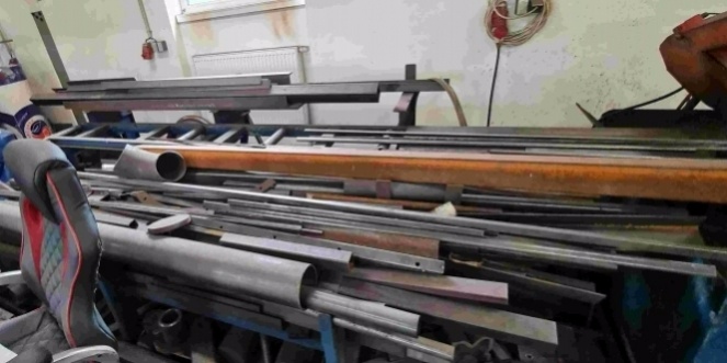 BOMAR pásová pila v dobrém stavu - 7