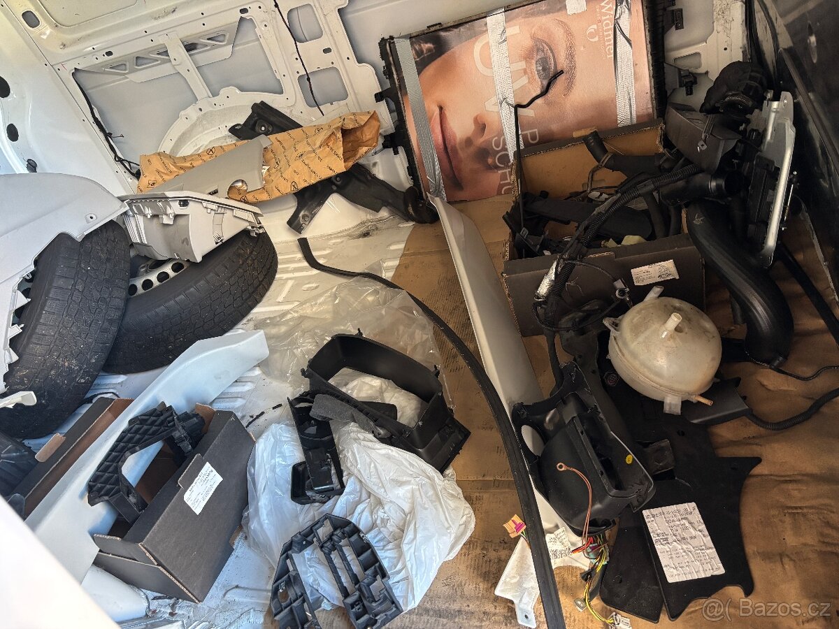 Prodám Volkswagen T6 - 7