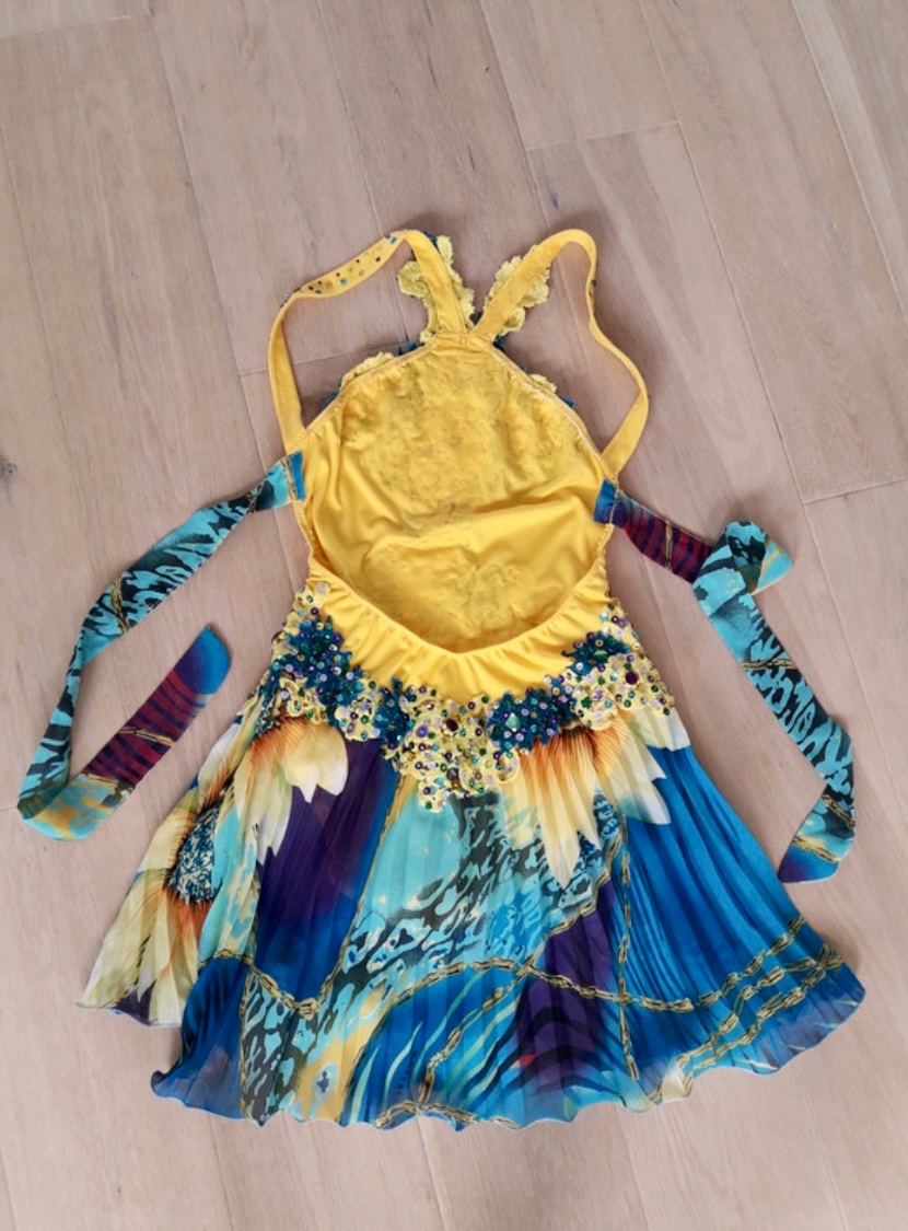 Kraso šaty závodní vel. M - 7