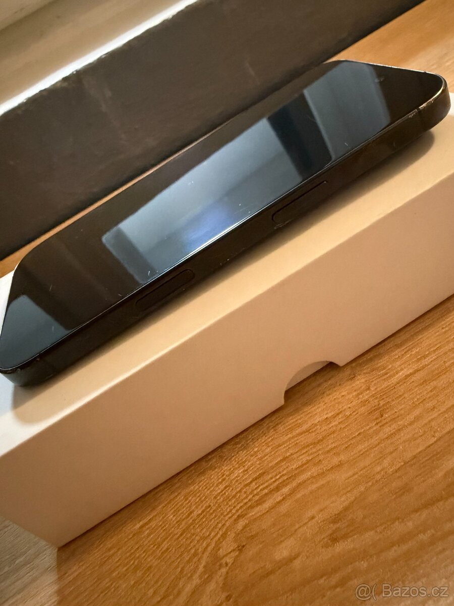 iPhone 16 Pro 128GB Černý, Baterie 92% - 7