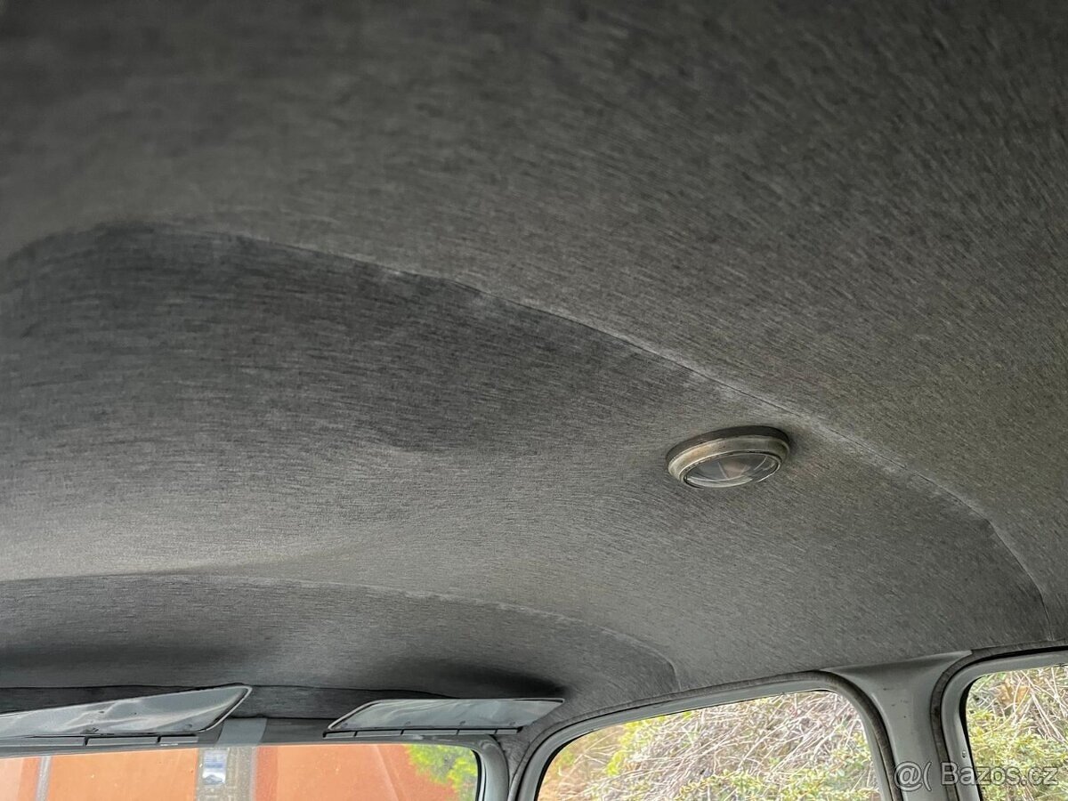 Citroen 11 CV - veterán - 7