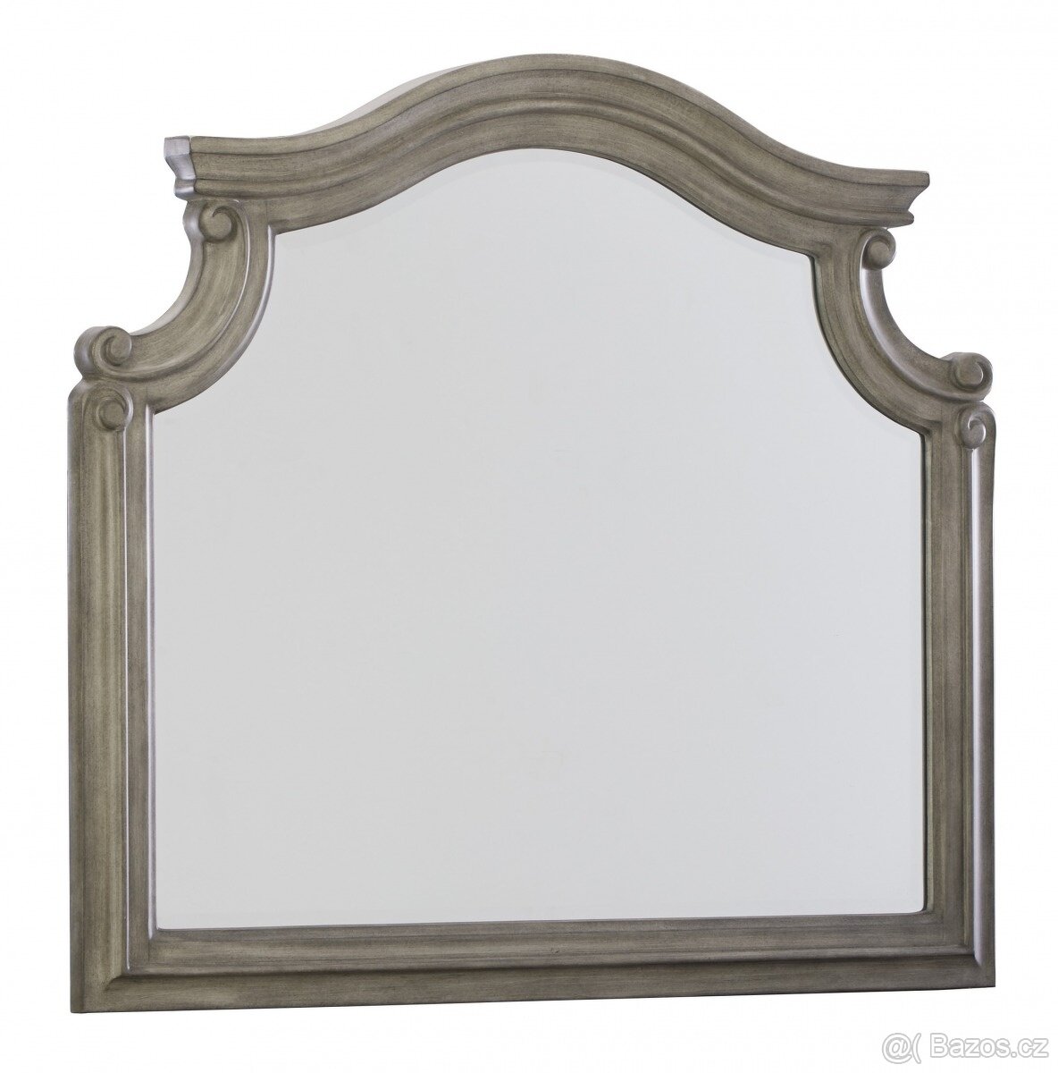 Luxusní ložnice ve vintage stylu - 7