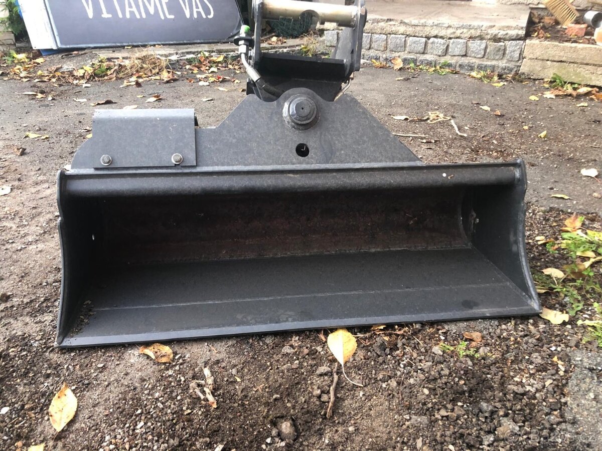 Prodám svahovou naklápěcí lžíci MS 01 - 7