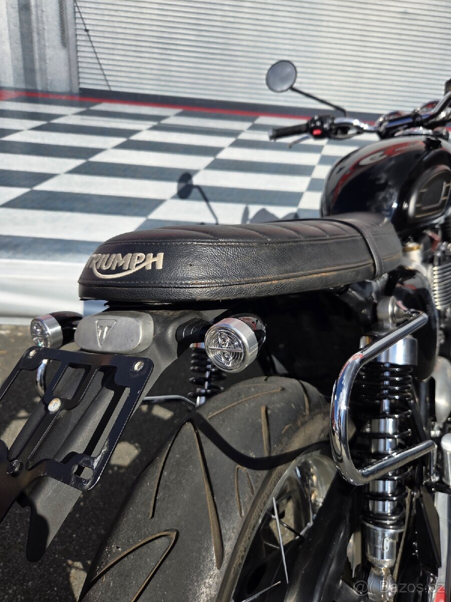 Triumph T120 2022 - 7