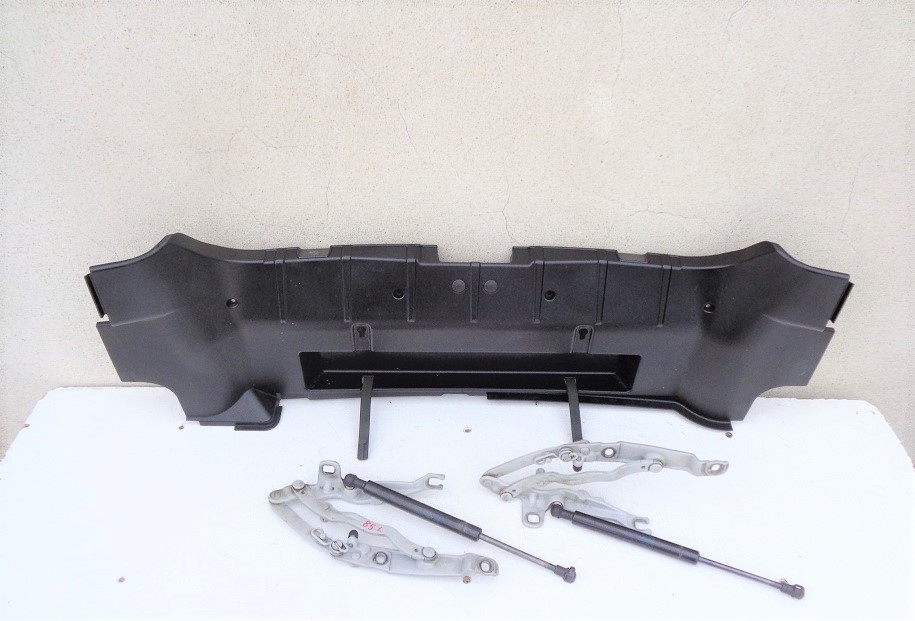 BMW Z4 E85 a E86 3.0i různé originál náhradní díly - 7