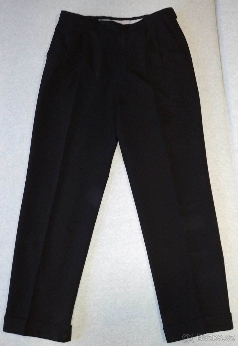 Oblek Yvonne KÖNIG - 7