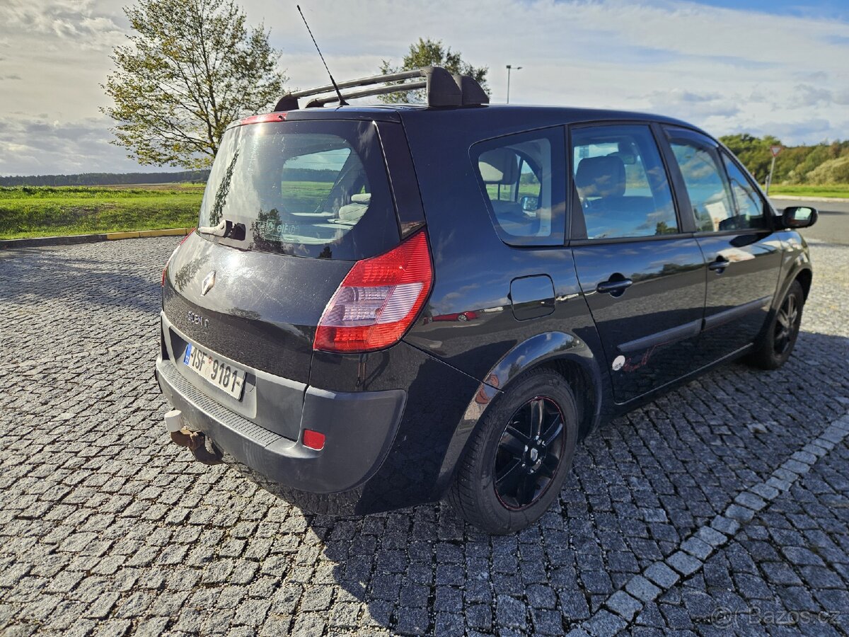 RENAULT GRAND SCENIC 7MÍST - 7