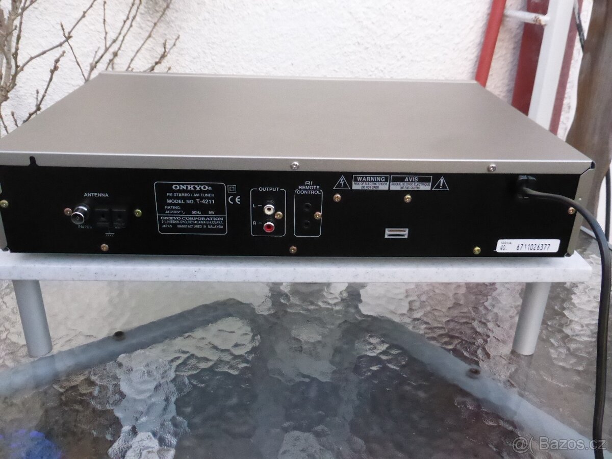 ONKYO T-4211 špičkový tuner s RDS, 30 předvoleb - 7