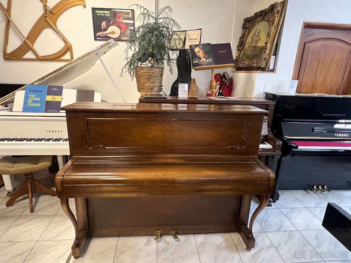 Steinway & Sons mod. Z 114 , opus. 380140, záruka 2 roky - 7