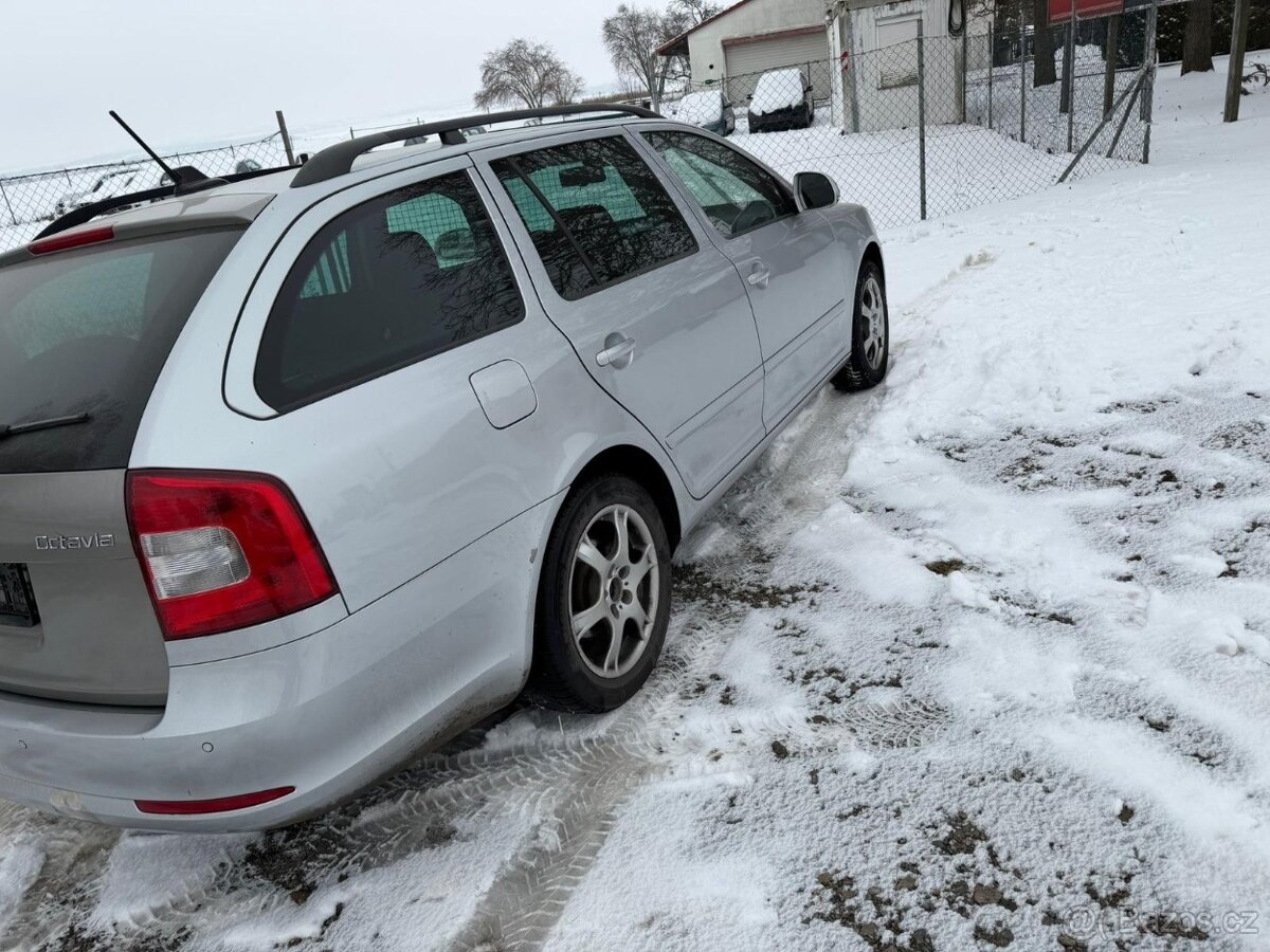 Škoda octavia combi 2,0TDI - 7